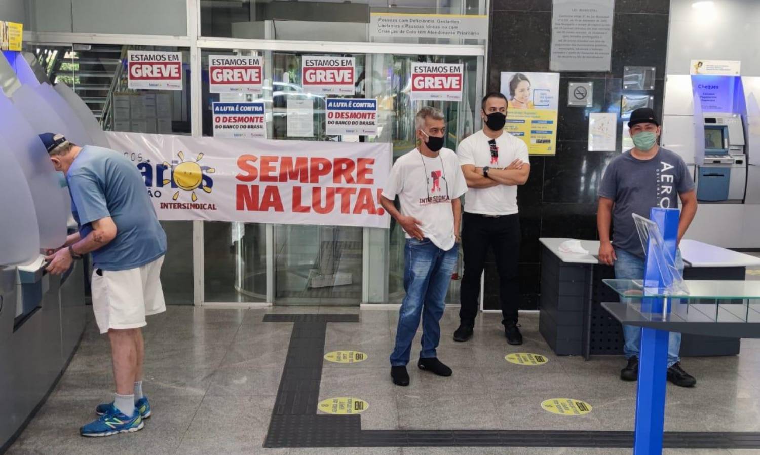 Funcionários do BB pressionam banco a abrir informações sobre reestruturação Funcionários do BB pressionam banco a abrir informações sobre reestruturação