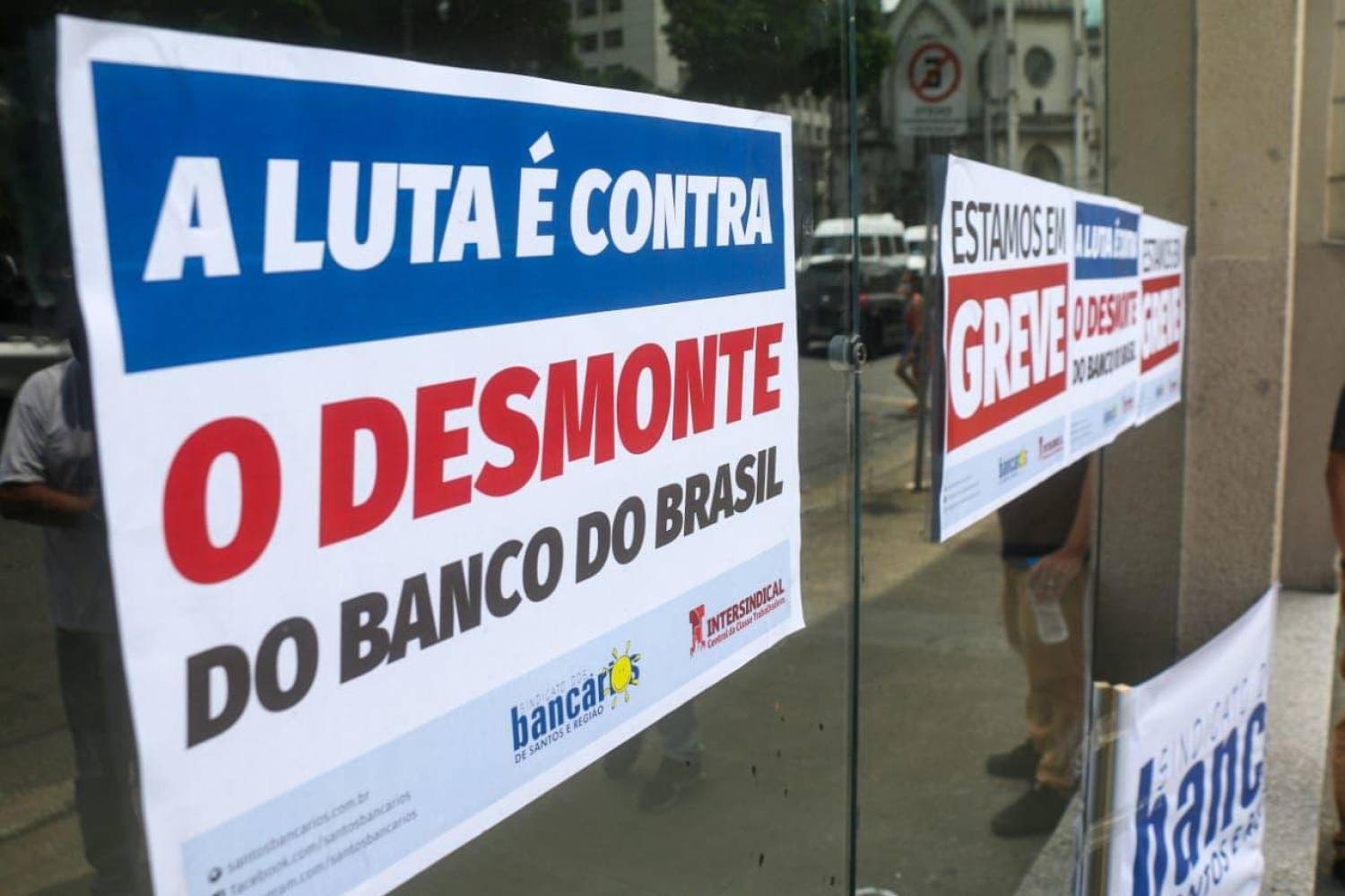 Sindicato convoca bancários do BB para assembleia nesta sexta (5) Sindicato convoca bancários do BB para assembleia nesta sexta (5)