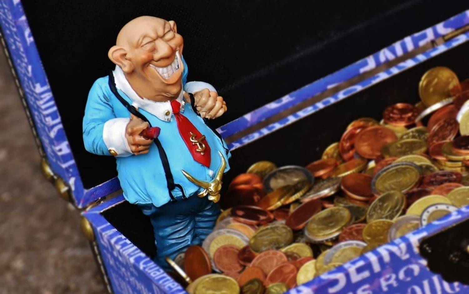 Governo quer ceder reservas de fundos de pensão aos banqueiros Governo quer ceder reservas de fundos de pensão aos banqueiros