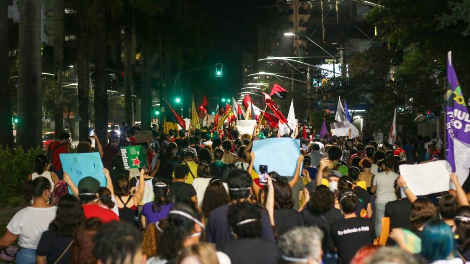 ‘Superpedido’ de impeachment de Bolsonaro esquenta atos deste sábado, 3/7 ‘Superpedido’ de impeachment de Bolsonaro esquenta atos deste sábado, 3/7