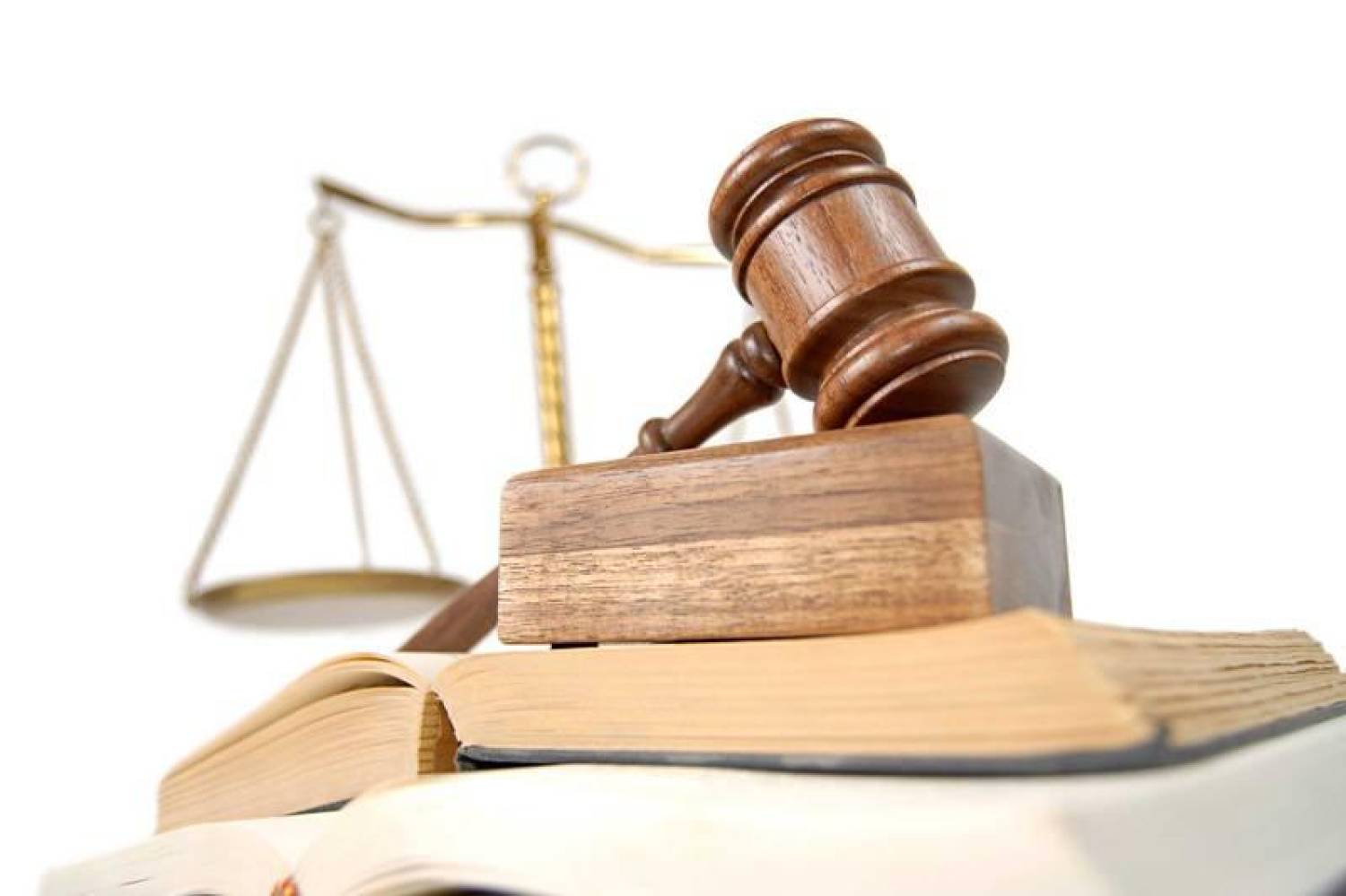 Empregado da Caixa punido por ajuizar ação obtém retorno ao cargo Empregado da Caixa punido por ajuizar ação obtém retorno ao cargo