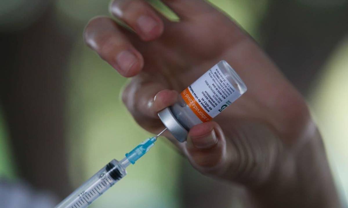 Com vacinação, média de mortes por Covid é a menor em 7 meses