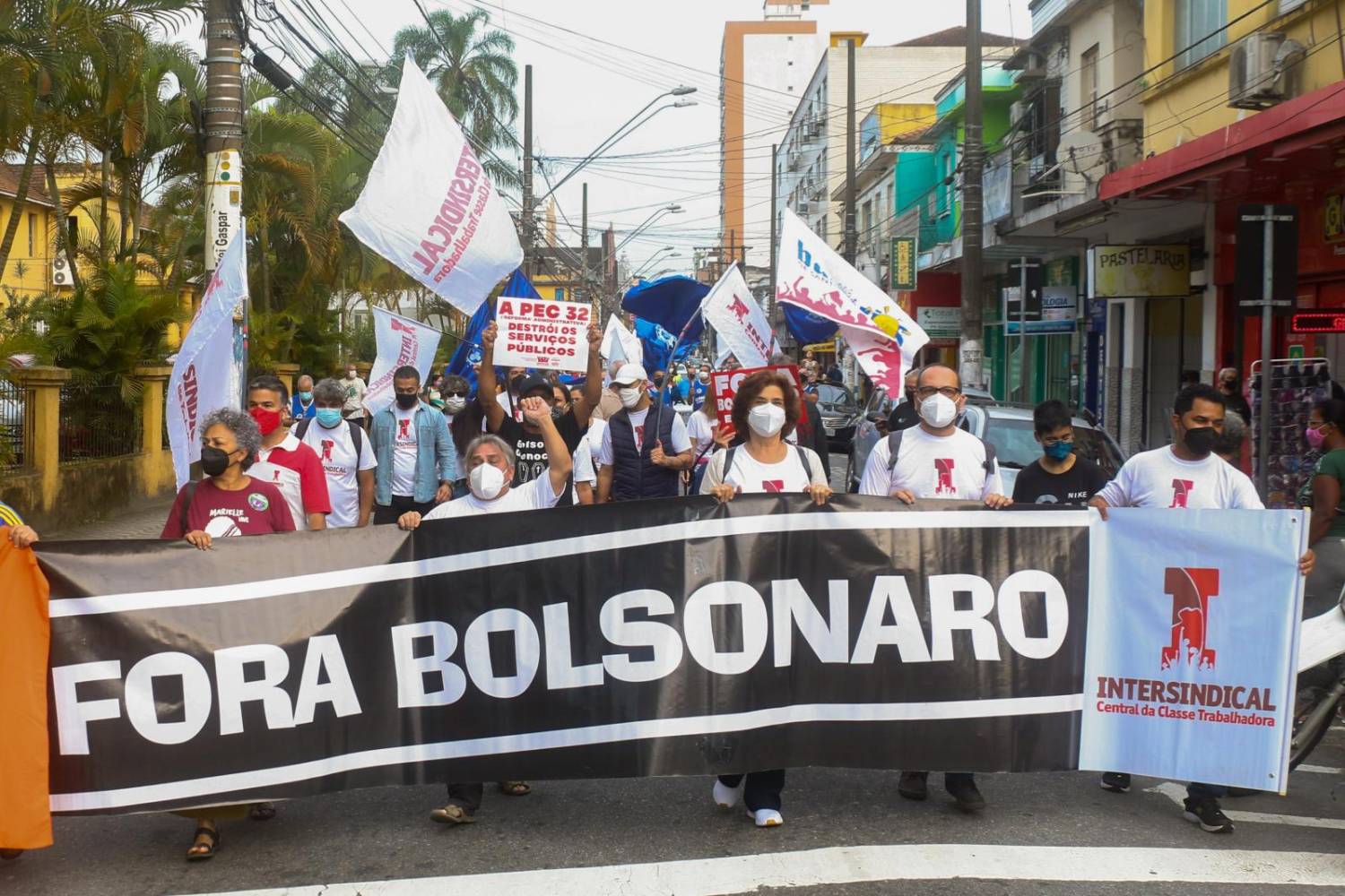 Protesto contra a PEC 32 e pelo Fora Bolsonaro em São Vicente/SP