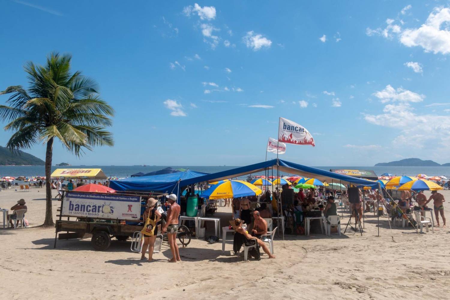 Barraca de praia do Sindicato funciona no feriado desta terça-feira, 2/11 Barraca de praia do Sindicato funciona no feriado desta terça-feira, 2/11