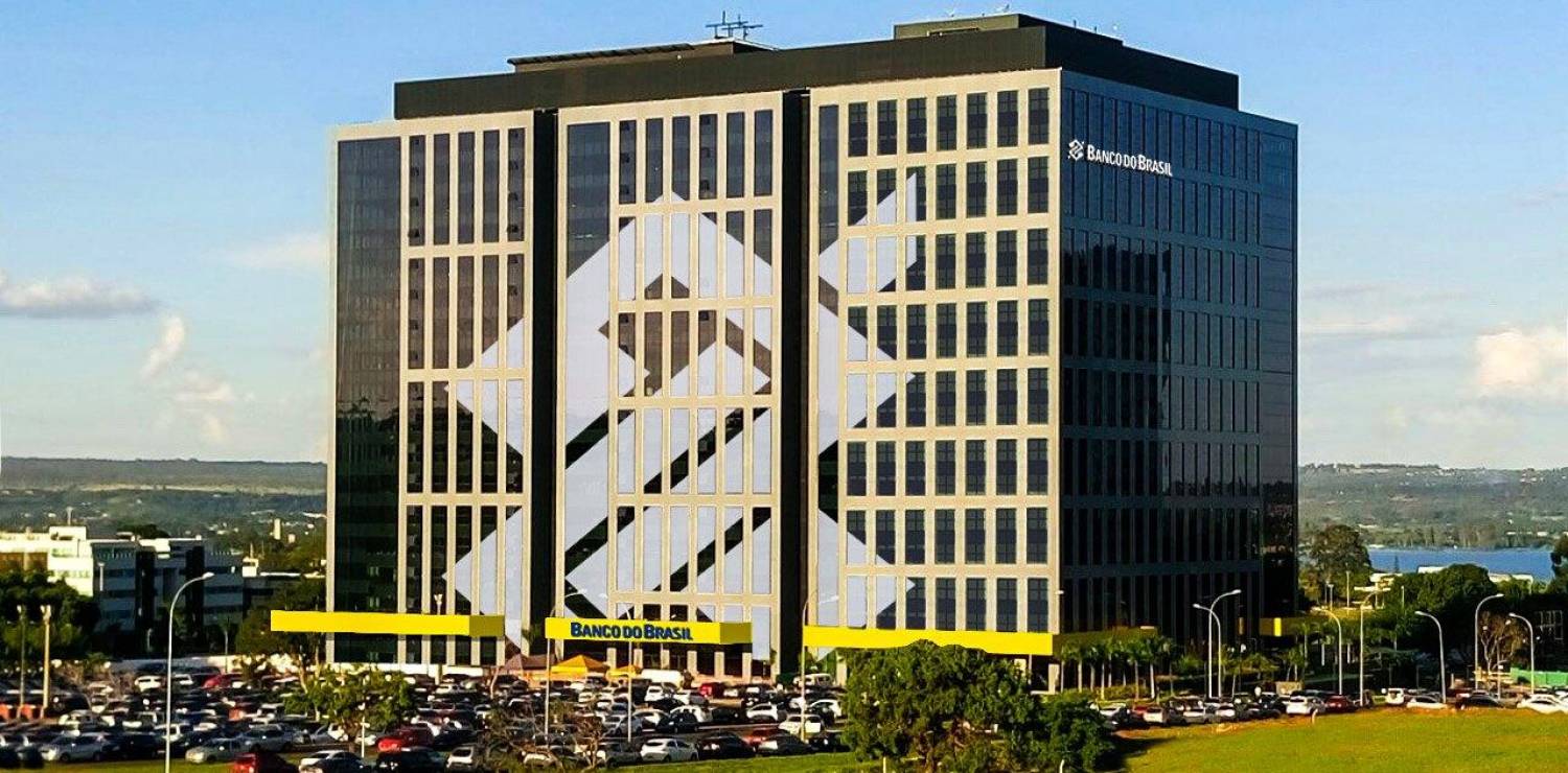 Sem negociação, BB obriga retorno de bancários do grupo de risco Sem negociação, BB obriga retorno de bancários do grupo de risco