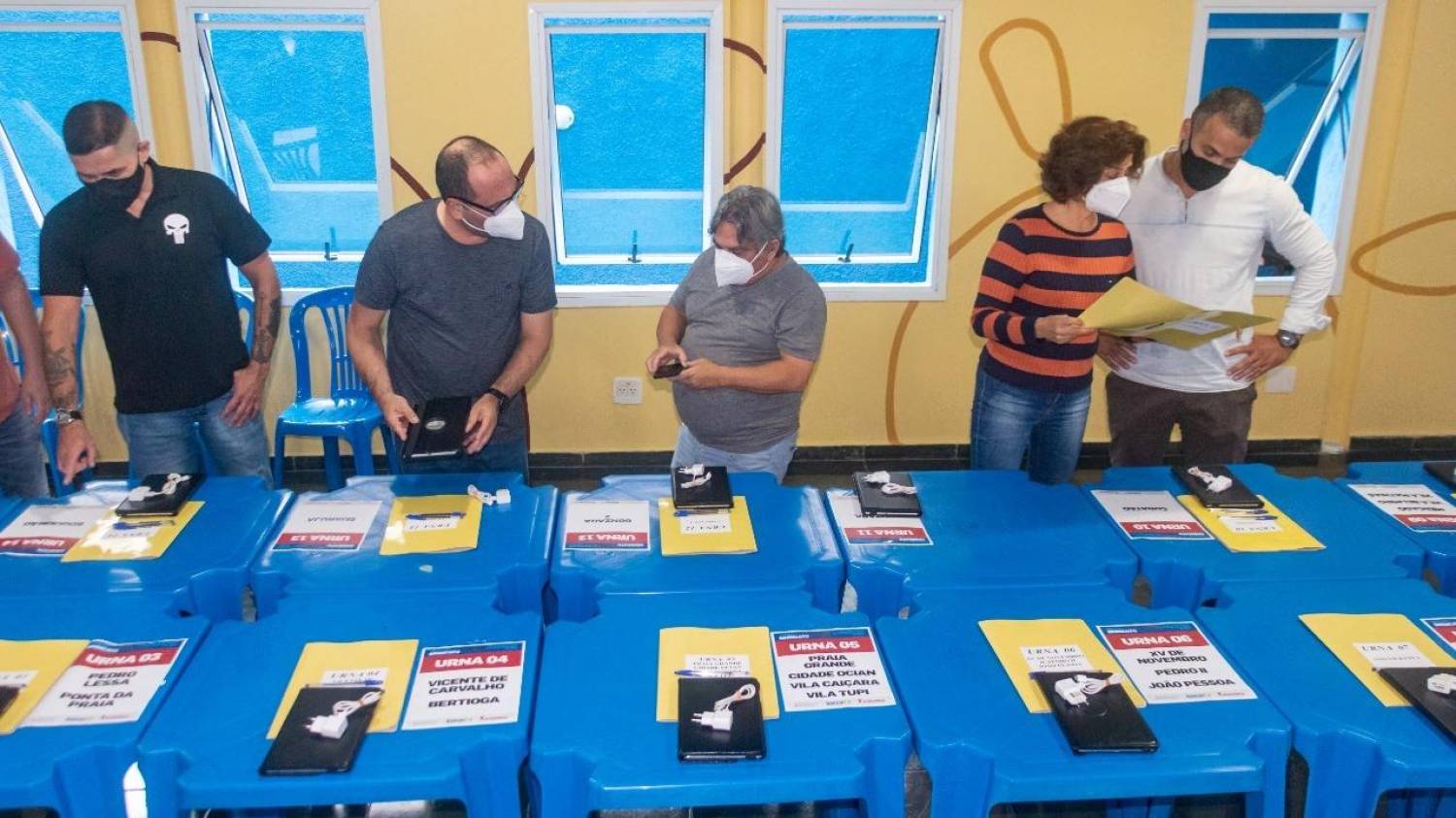 Teve início a eleição da nova direção do SEEB de Santos e Região Teve início a eleição da nova direção do SEEB de Santos e Região