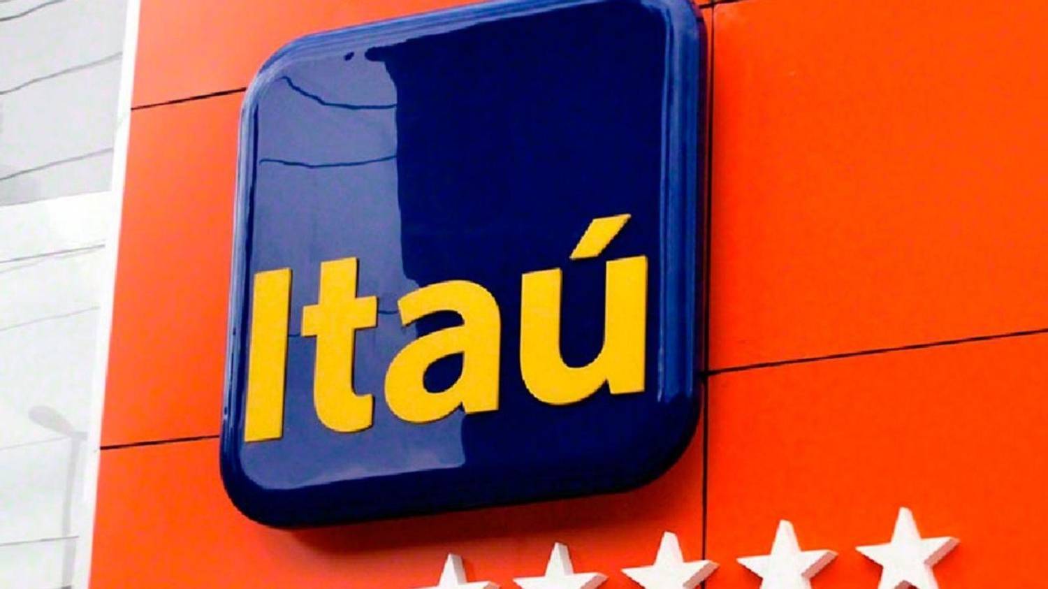 INJUSTIÇA SOCIAL: Itaú anuncia terceirização de 600 postos bancários INJUSTIÇA SOCIAL: Itaú anuncia terceirização de 600 postos bancários