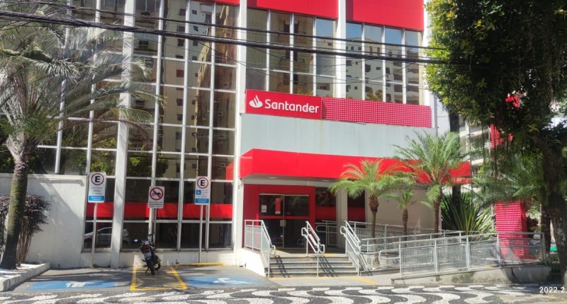 Santander vai fechar agência Gonzaga/Santos