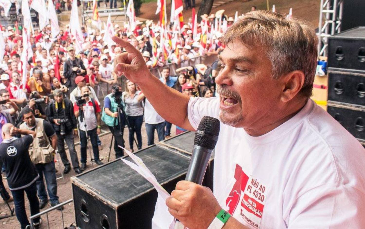 Intersindical: "Hora de derrotar o narcogoverno colombiano"