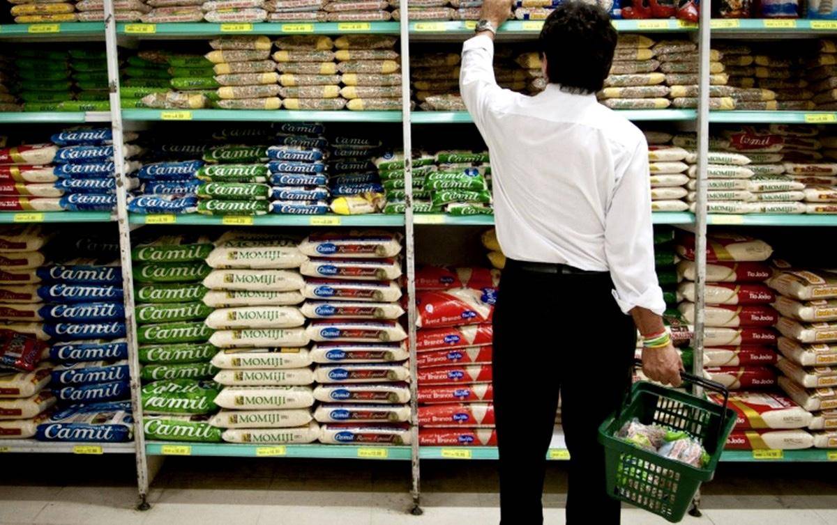 Preços de alimentos nos supermercados de SP têm a maior alta desde 1994