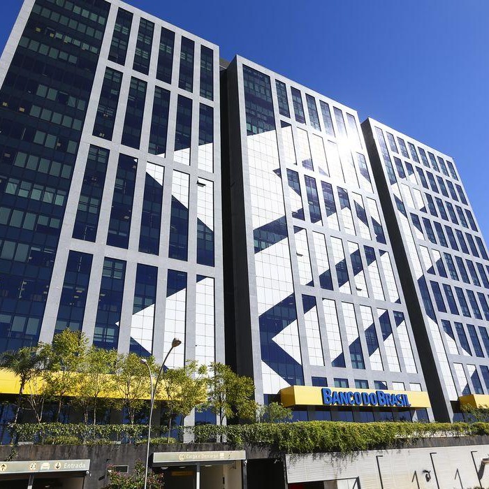 Banco do Brasil convoca retorno ao trabalho presencial