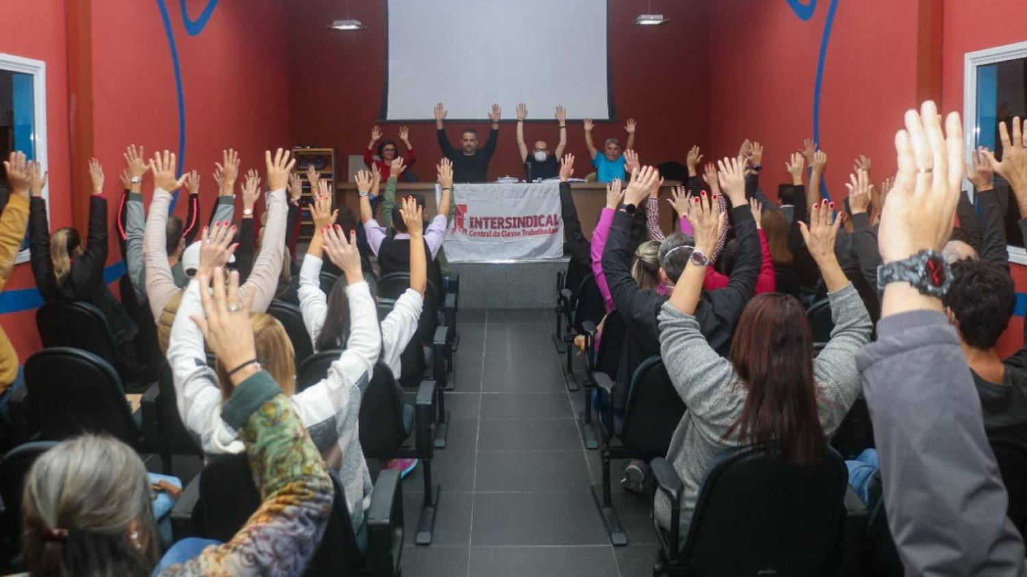 Bancários da Baixada Santista aprovam pauta da Campanha Nacional 2022 Bancários da Baixada Santista aprovam pauta da Campanha Nacional 2022