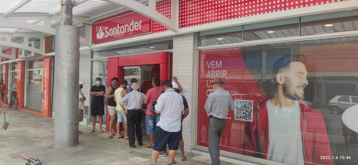 Santander segue tentando destruir a jornada de trabalho dos trabalhadores