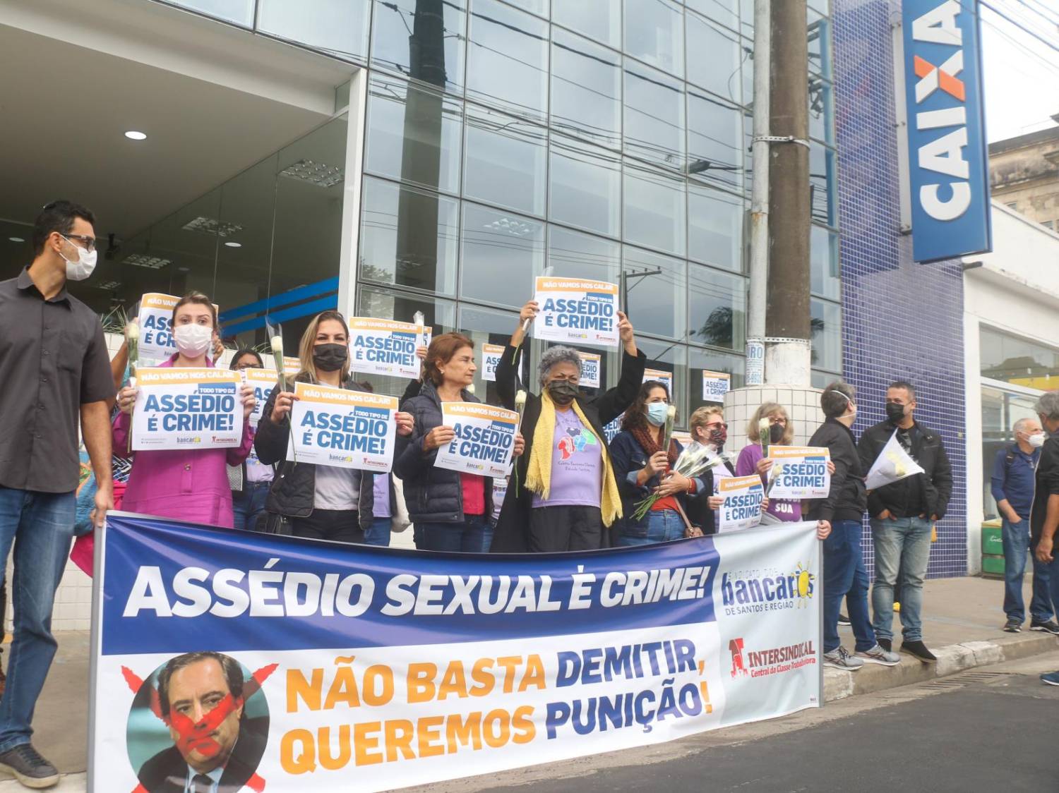 Campanha dos bancários inclui cláusulas de combate ao assédio sexual Campanha dos bancários inclui cláusulas de combate ao assédio sexual