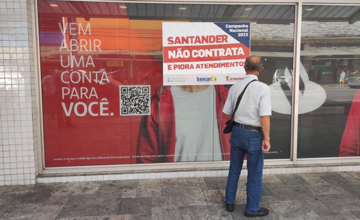 Com Bolsonaro, até Santander reduz lucros