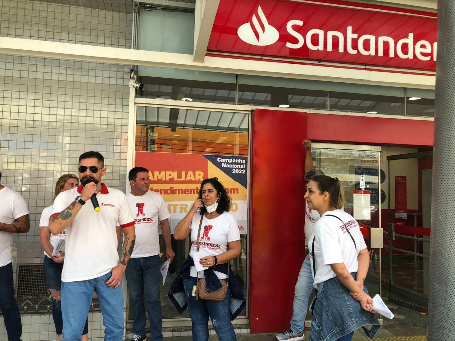 Santander Brasil tem lucro de R$ 4 bilhões no 2º trimestre