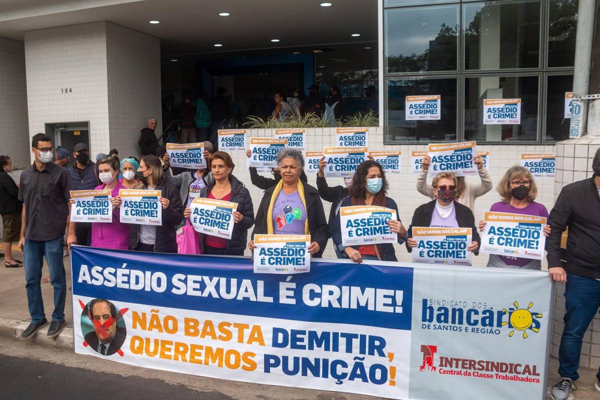 Sindicato faz ato na Caixa contra assédio sexual de Pedro Guimarães
