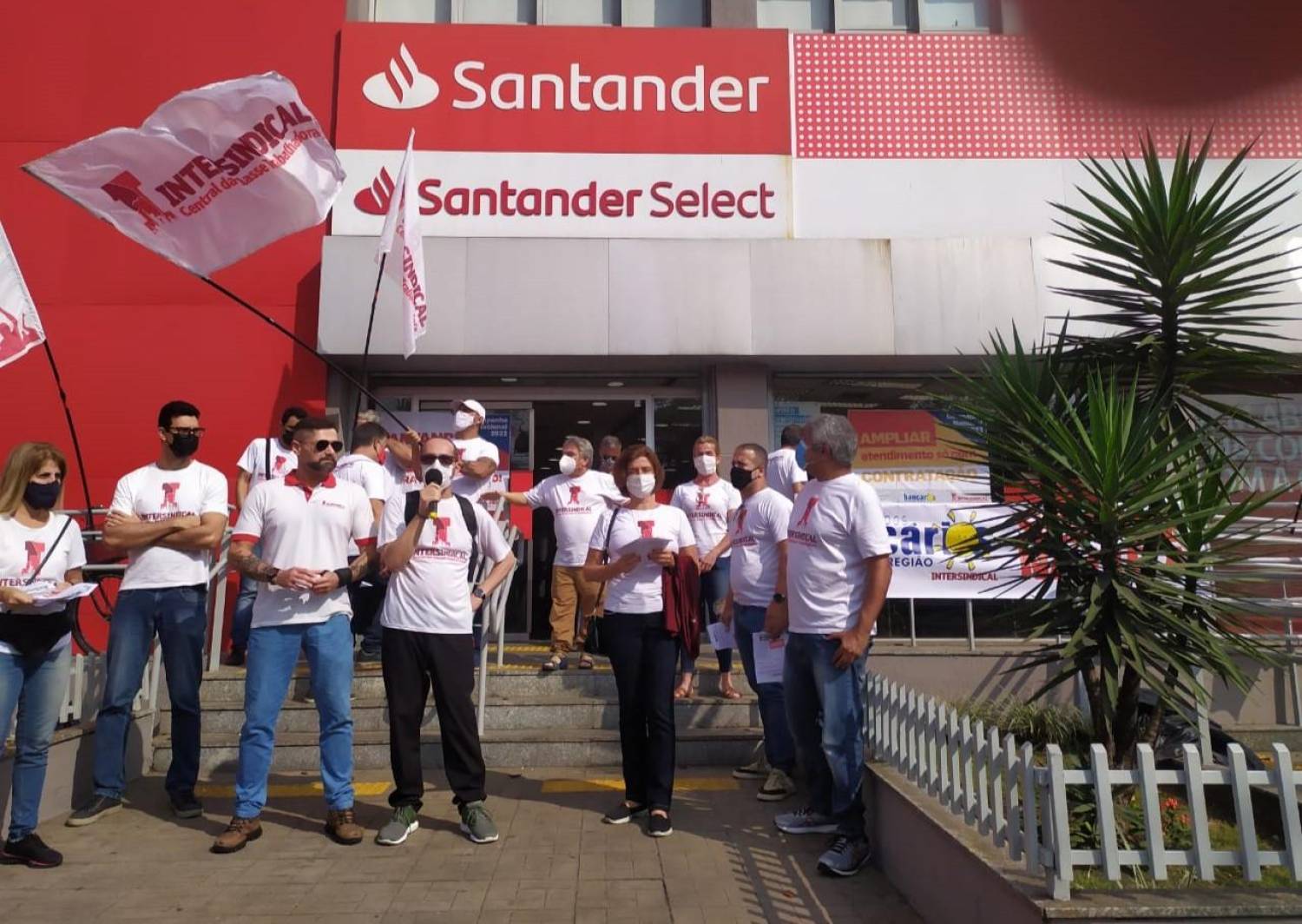 Acordo Coletivo de Trabalho do Santander assinado e direitos garantidos Acordo Coletivo de Trabalho do Santander assinado e direitos garantidos
