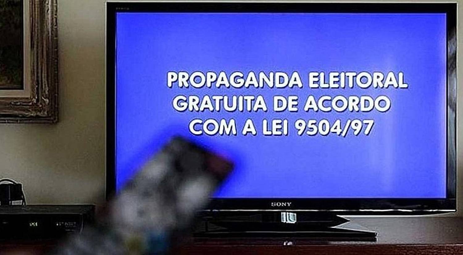 Propaganda eleitoral gratuita, comícios e debates terminam hoje Propaganda eleitoral gratuita, comícios e debates terminam hoje