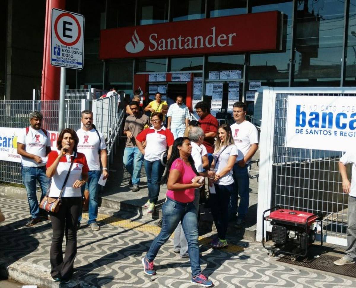 Santander frustra trabalhadores em negociação do Aditivo 