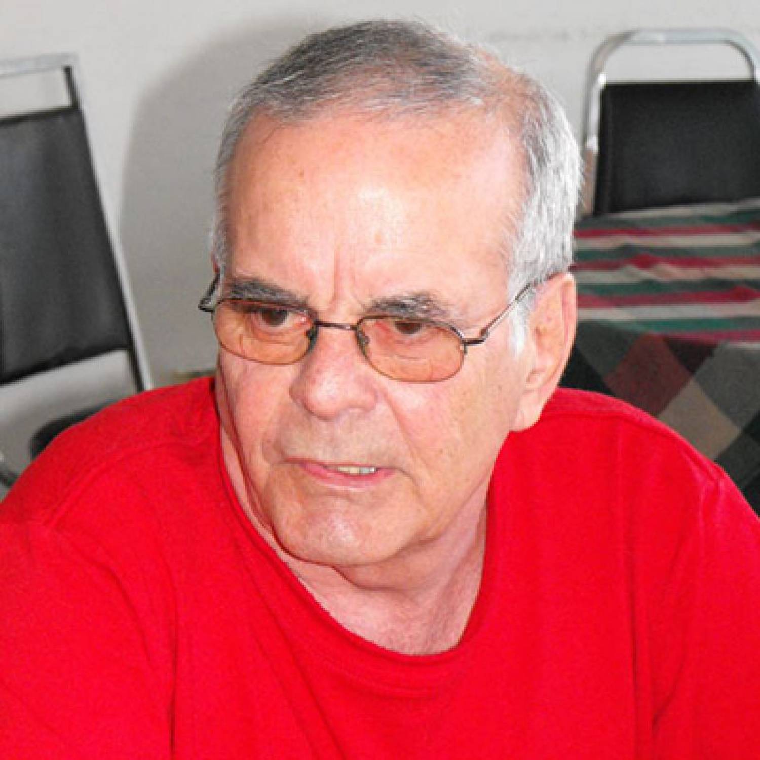 Coordenador da Federação Sindical Mundial debate Cuba, em Santos
