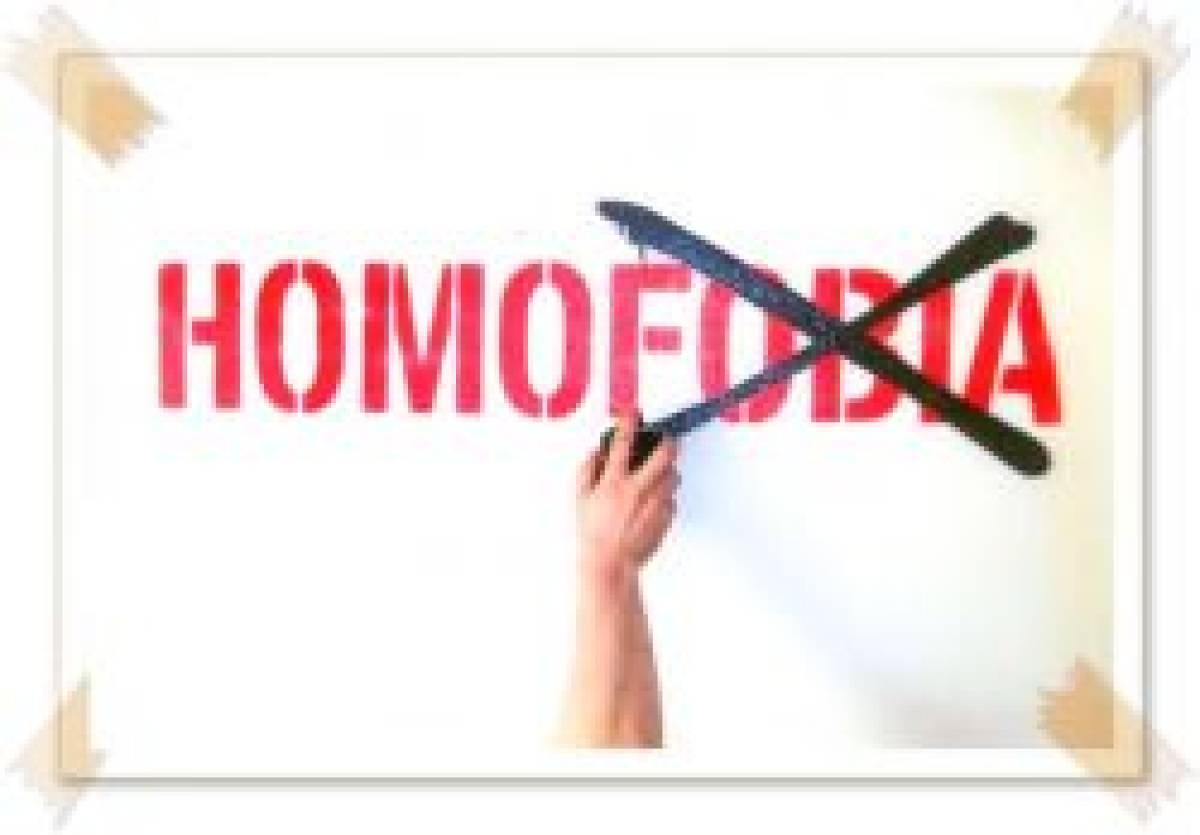 Mídia reforça preconceito e Congresso é omisso em relação à homofobia, diz deputado 