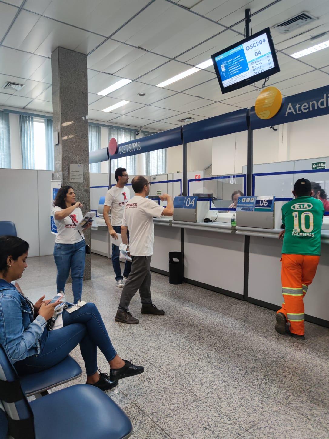 Campanha Salarial: Sindicato continua com protestos para esclarecimento!